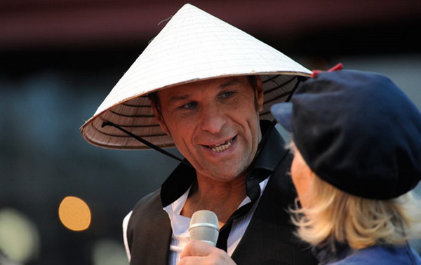 The host of “Sing-along at Skansen” gets to dress up as a “Chinese” with a coolie hat... Photo by: Leif R Jansson